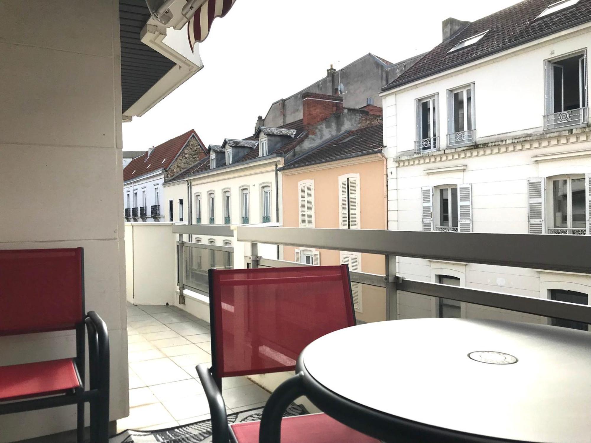 Appartement Le Sornin - Garage - Clim - Hypercentre - Terrasse à Vichy Extérieur photo